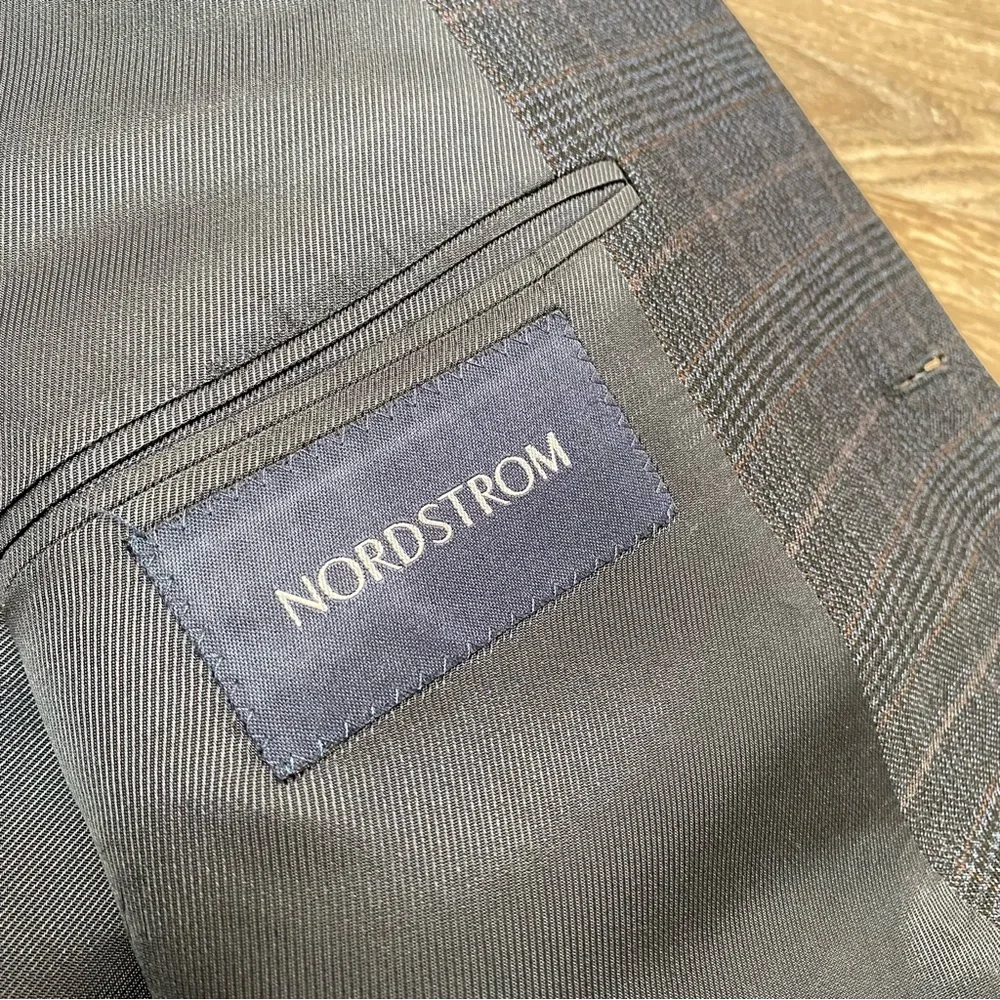 Burberry London Wool Plaid Kensington Blazer
